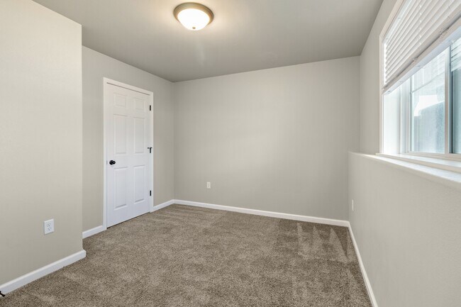 Building Photo - 3641 56th St S