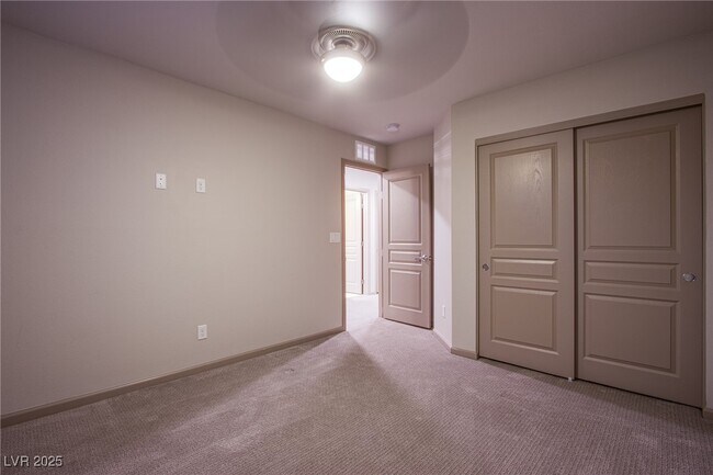 Building Photo - 8040 Haywood Estate Ave