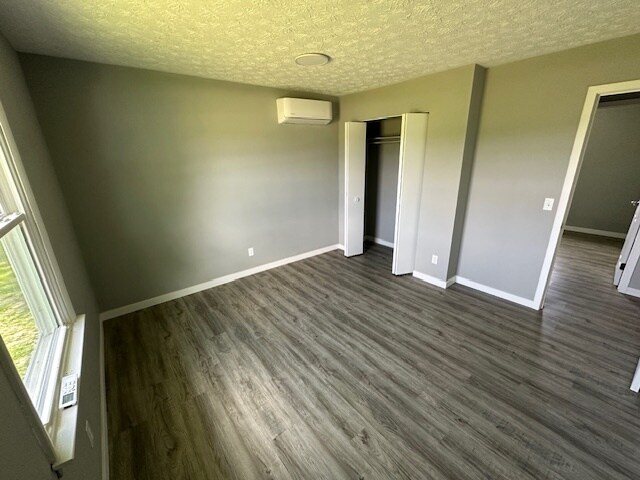 Building Photo - 3212 Shaffer Rd