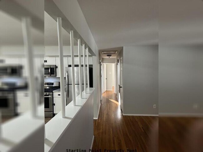 Building Photo - 835 Lindsay Lane