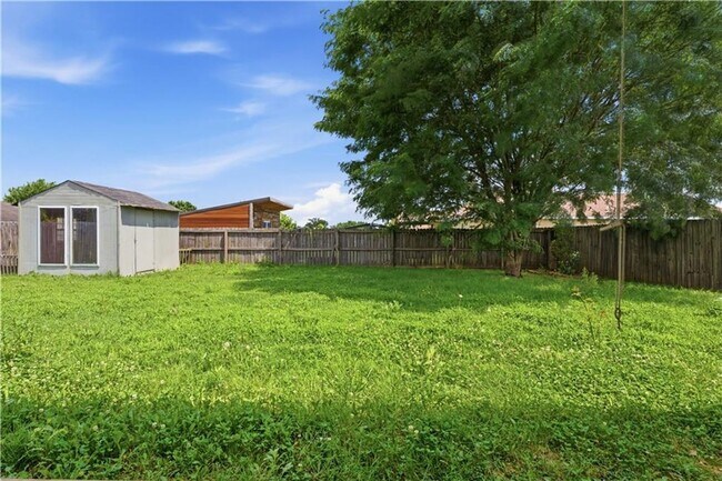 Building Photo - 6402 SW High Meadow Blvd