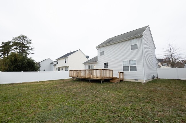 Building Photo - 4 Millard Ave