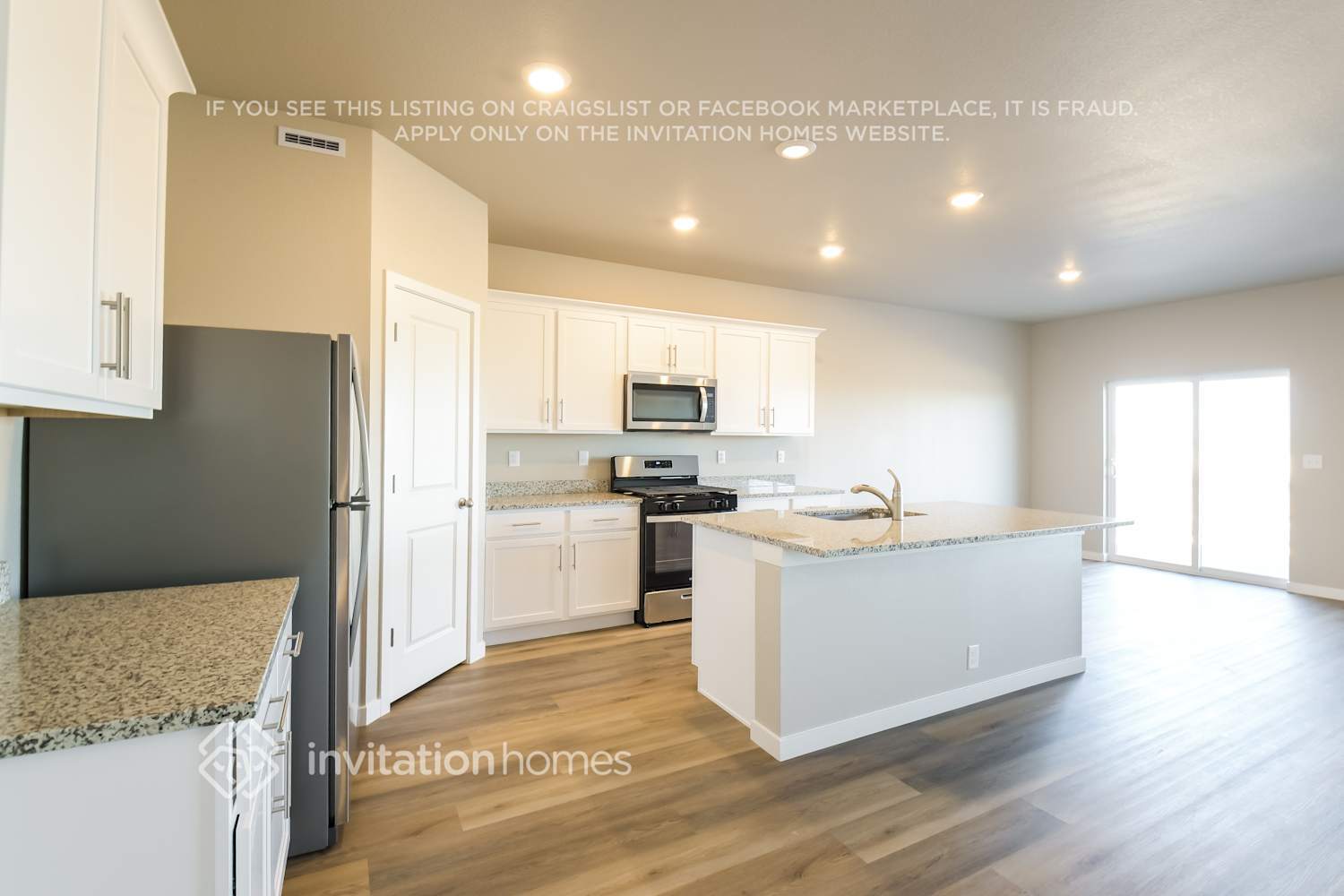 Building Photo - 972 Cascade Falls St