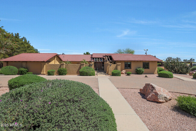 Primary Photo - 10825 N 85th Pl