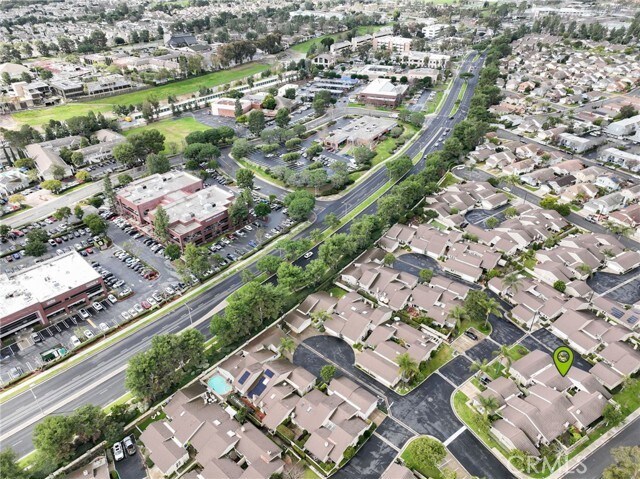 Building Photo - 32 Lone Pine