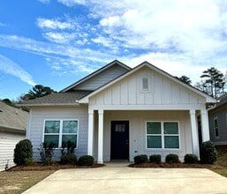 Building Photo - 2021 Weaver Way