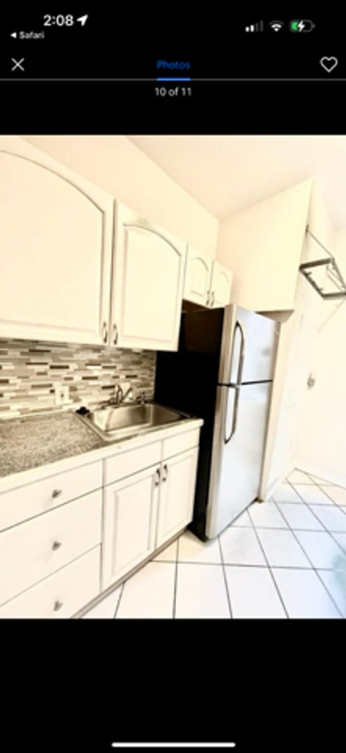 Building Photo - Shaw - Sunny 3 Bedrooms/Two full Baths