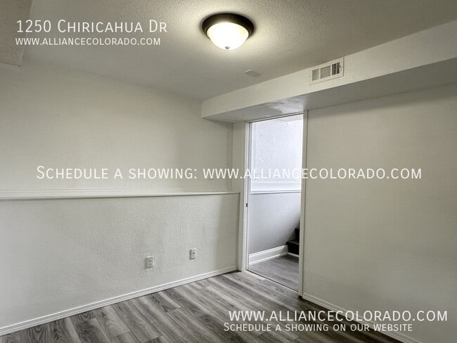 Building Photo - 1250 Chiricahua Dr