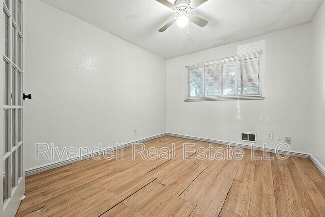 Building Photo - 3040 Worchester St