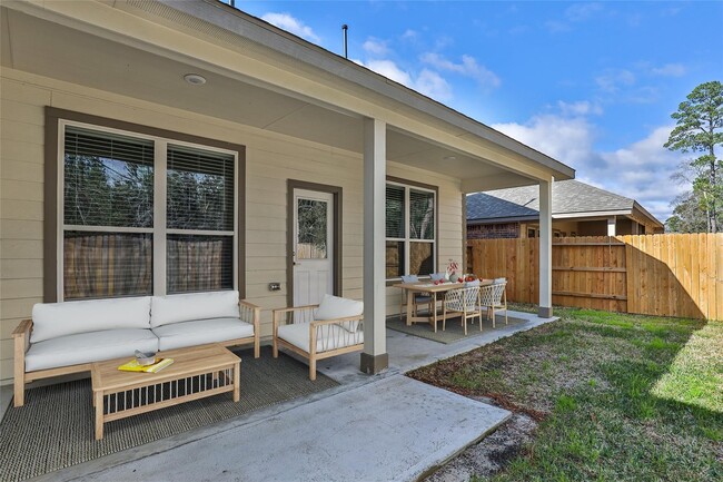 Building Photo - 423 Black Walnut Dr