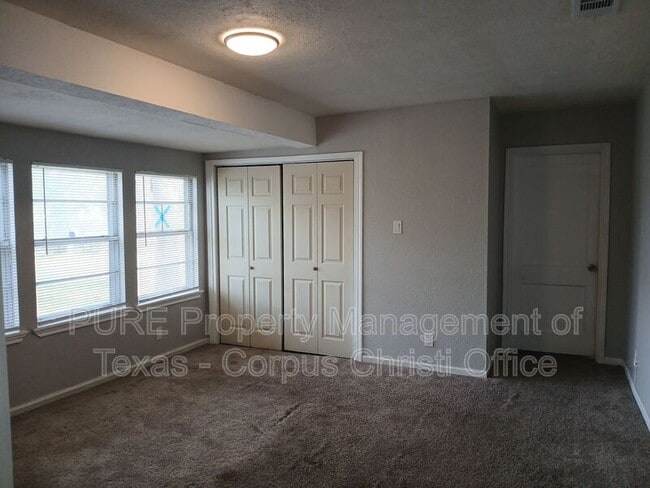 Building Photo - 3432 Olsen Dr