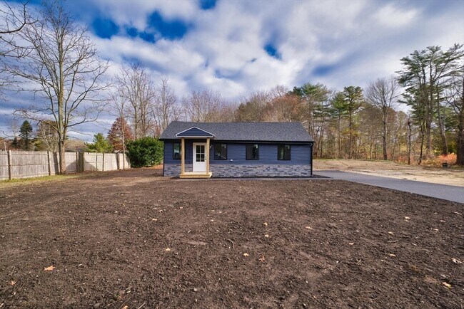 Building Photo - 4 Water St