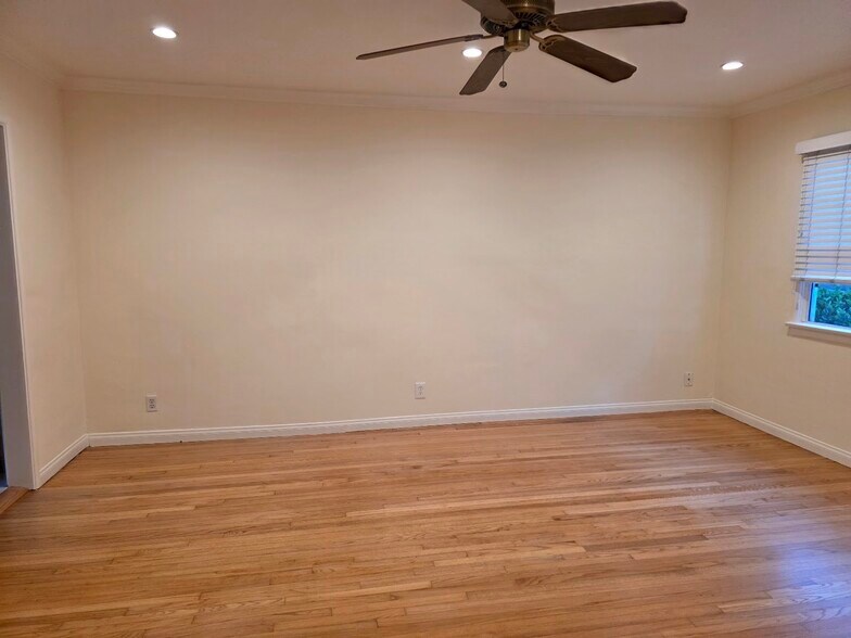 Building Photo - 707 Copeland Ct