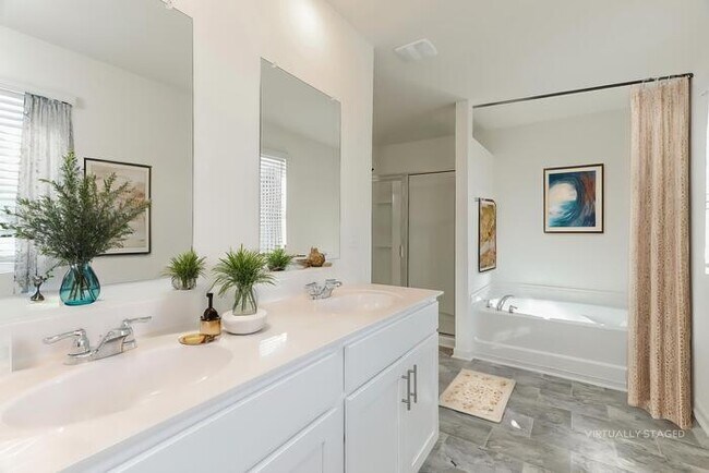 Building Photo - Charming 4-Bedroom Home in Timber Leaf