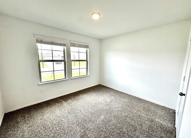 Building Photo - 5238 Bay Mdws Ln