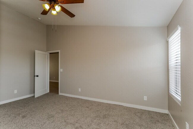 Building Photo - 232 N Merrill Rd