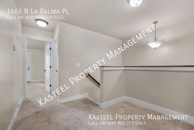 Building Photo - 1466 La Palma Pl