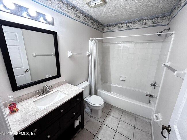Building Photo - 1449 Blue Heron Ln N