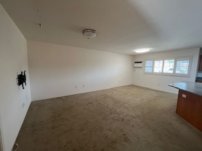 Building Photo - Nohona III at Kapolei 3 bedroom/2 bath with 1 car garage.