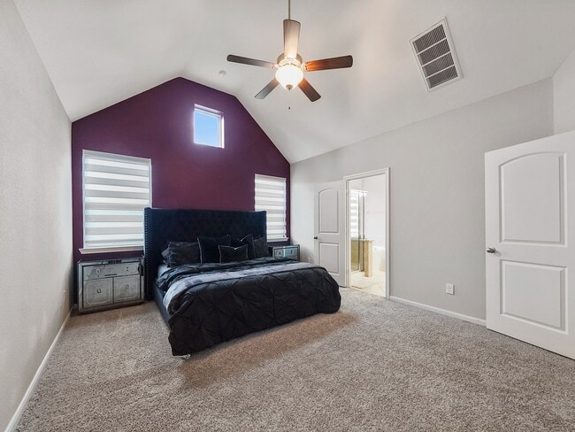 Building Photo - 18434 Jasmine Garden Pl