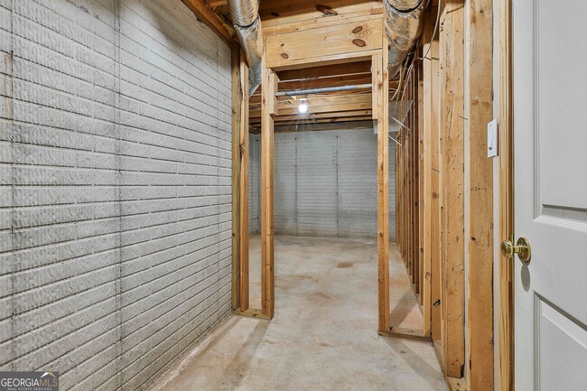 Building Photo - 45 Wildflower Cir