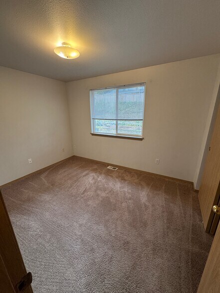 Building Photo - 12416 132nd Street Ct E