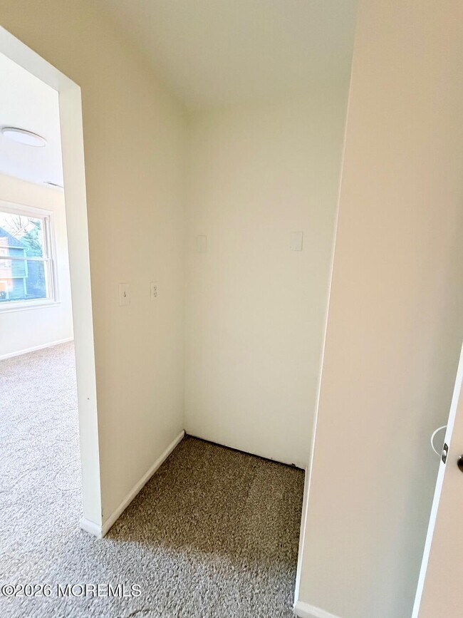 Building Photo - 1511 Railroad Ave