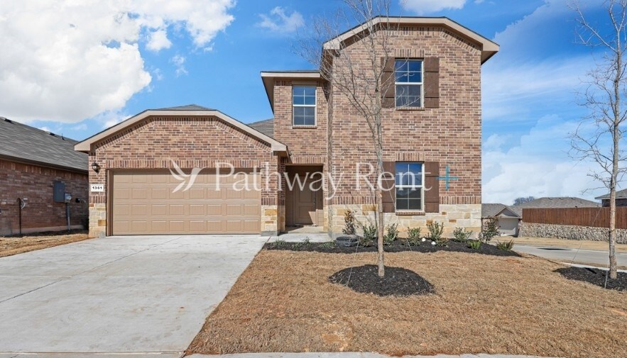 Building Photo - 908 Birch Dr