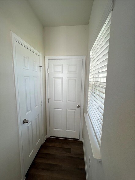 Building Photo - 4410 Rushing Ridge Ct