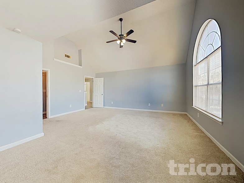 Building Photo - 2372 Creel Rd