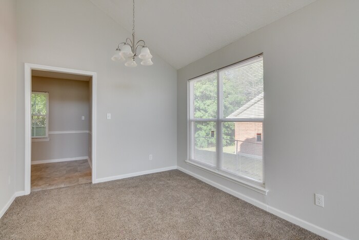 Building Photo - 3459 Linderwood Dr