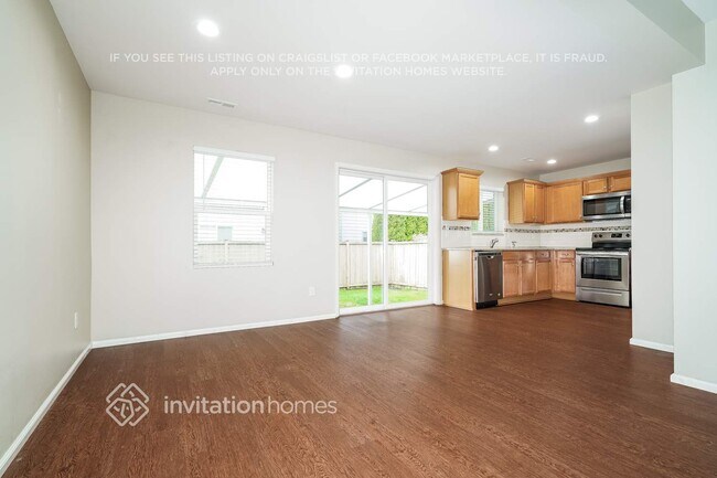 Building Photo - 3524 Celebration Ave E