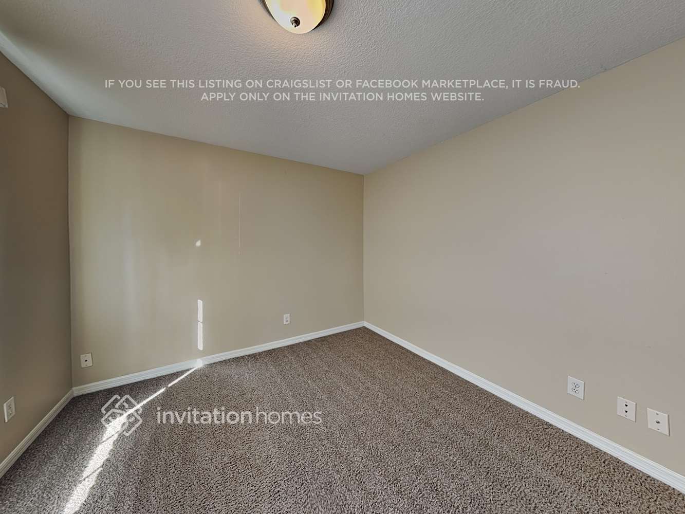 Building Photo - 4712 White Heron Dr