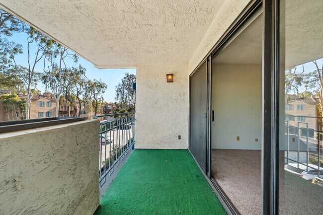 Building Photo - 8308 Regents Rd