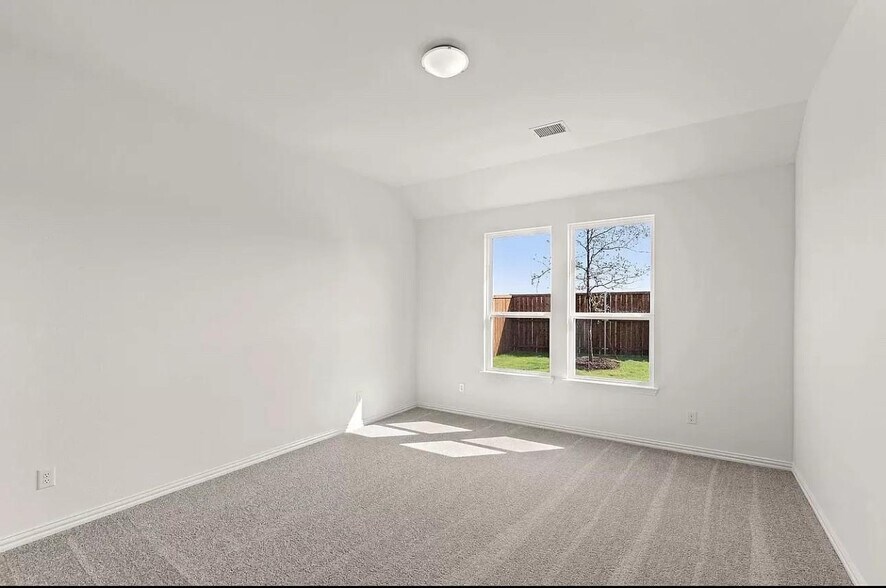 Building Photo - 3100 Leatherwood Ln