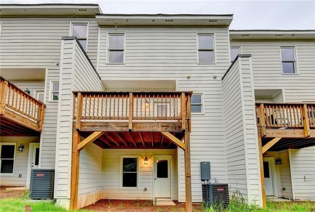 Building Photo - 2798 Laurel Ridge Cir