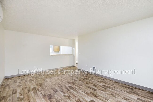 Building Photo - 11353 SW Greenburg Rd