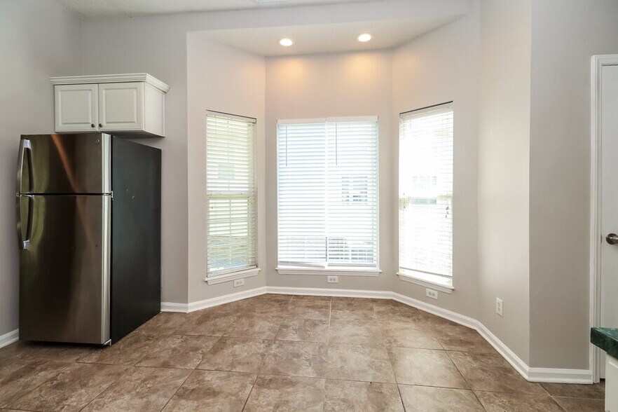 Building Photo - 1576 Cambridge Heights Pl NW