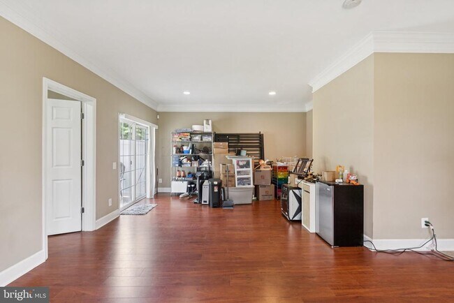 Building Photo - 42832 Bittner Square