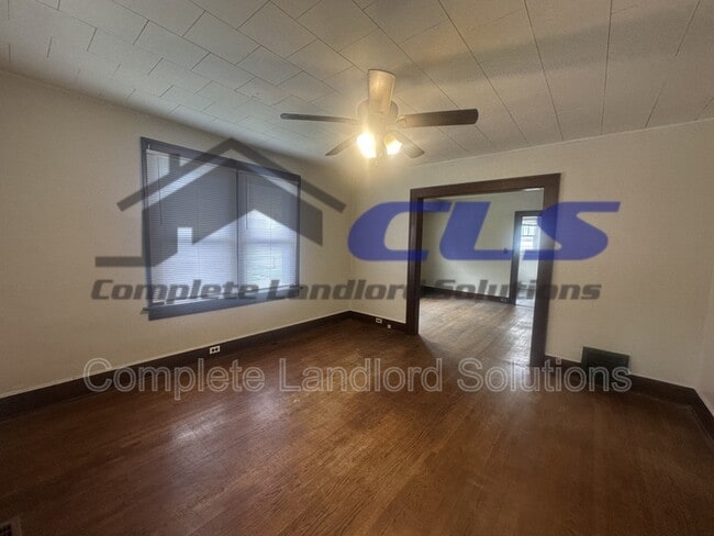 Building Photo - 1300 S 19th St
