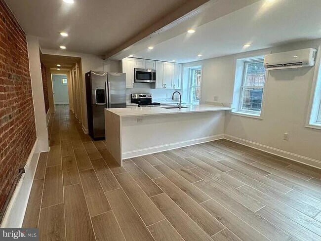 Building Photo - 4315 7th St NW