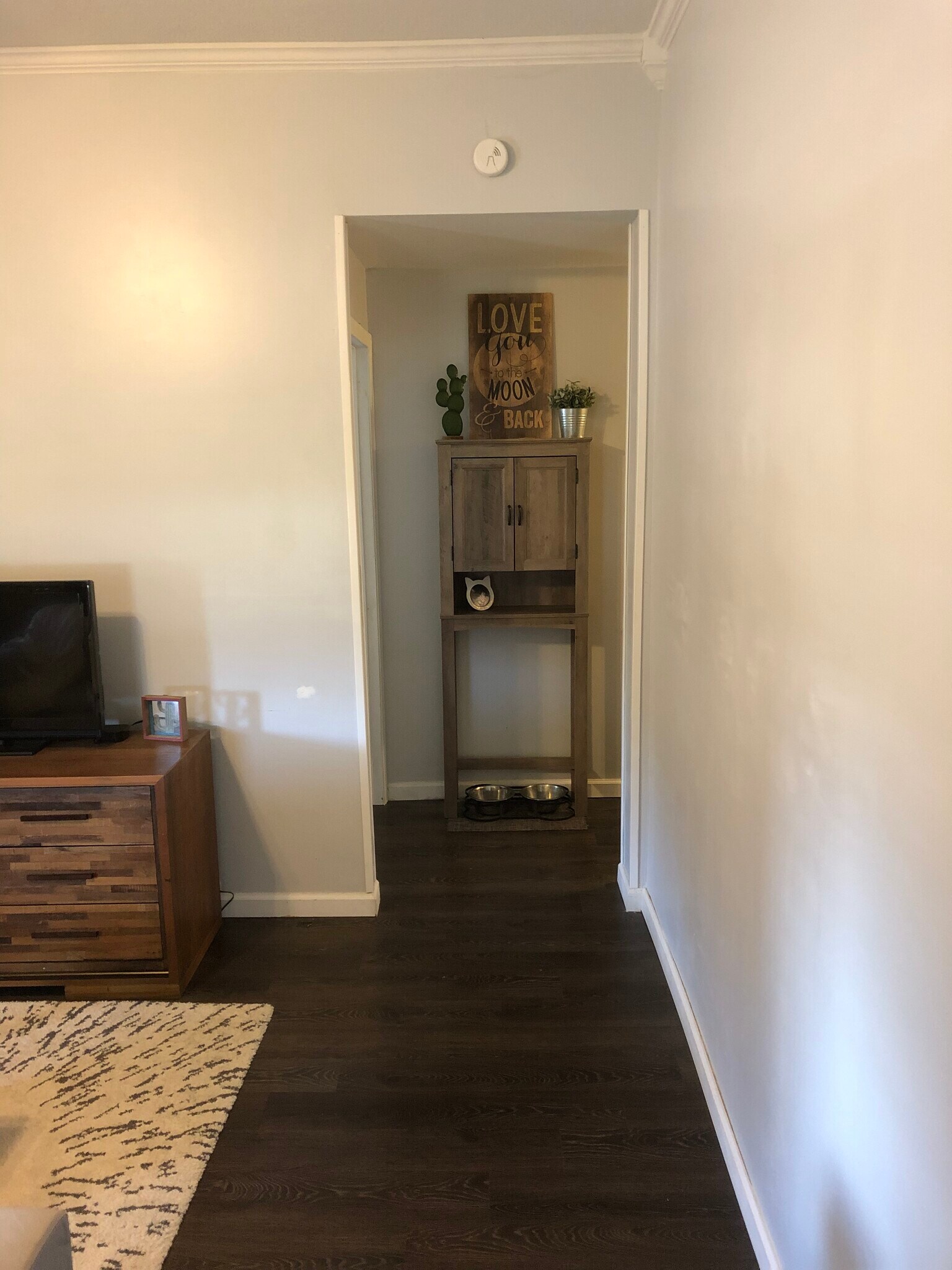 from living room to hallway into kitchen - 717 Liberty St