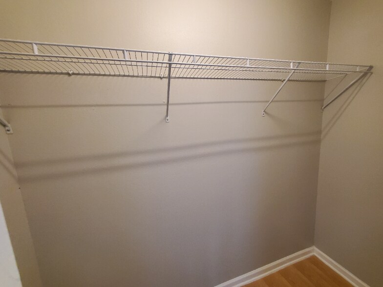 Building Photo - 4093 Mica Ave