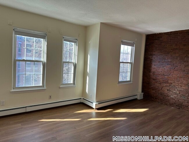 Building Photo - 58 S Huntington Ave
