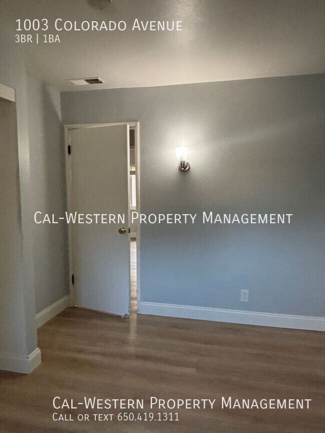 Building Photo - 1003 Colorado Ave