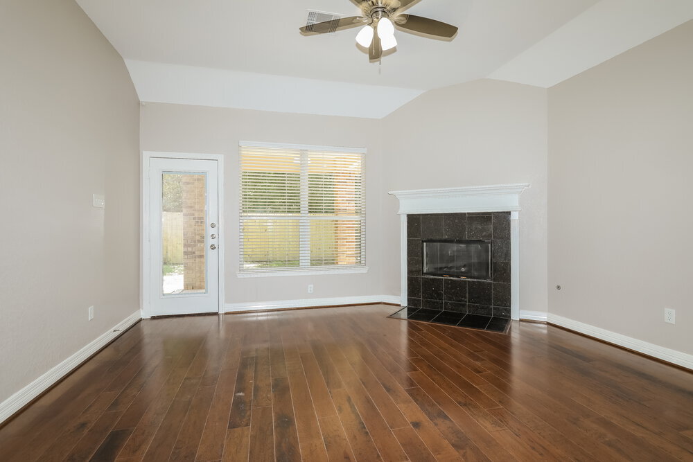 Building Photo - 6815 Durango Creek Dr