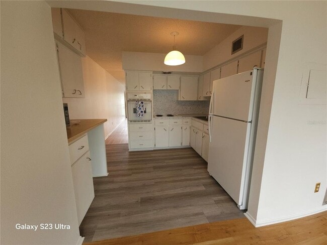 Building Photo - 2386 Sumatran Way