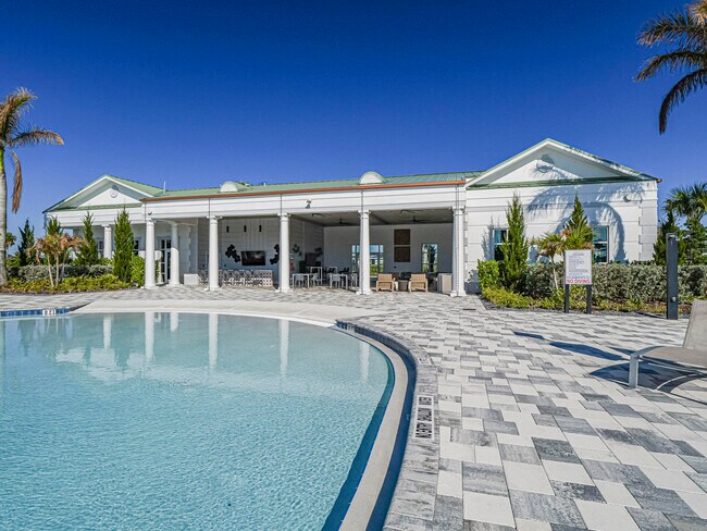 Building Photo - 9405 Serapis Wy