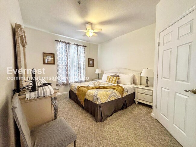 Building Photo - Modern 2-Bed Condo with Balcony / Furnished or Unfurnished / Pet Friendly / Available Now!