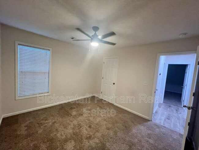 Building Photo - 3007 Nancy Dr